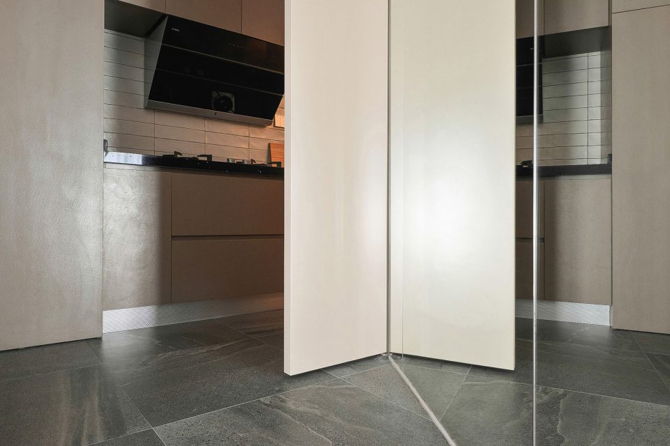 ROTATING by NA DECO