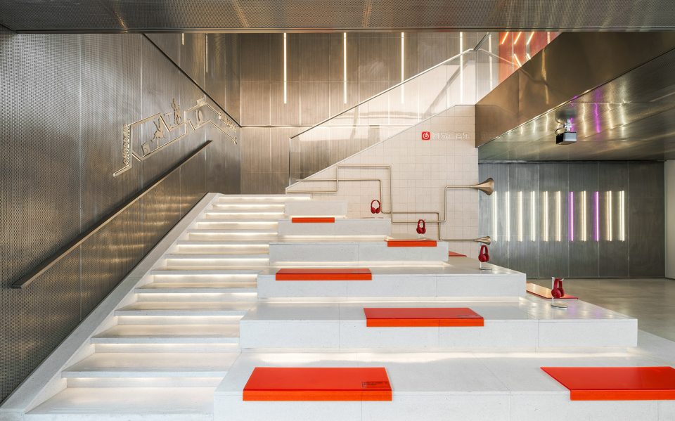 Vanke Tian Ma Sales Office by More Design Office