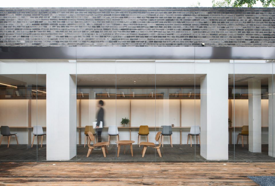 Xiezuo Hutong Capsule Hotel in Beijing by B.L.U.E. Architecture Studio