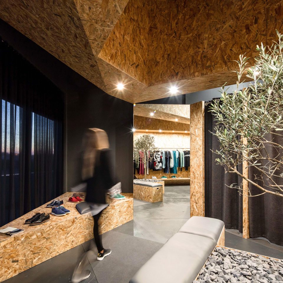 Gentleman Store by 3r Ernesto Pereira