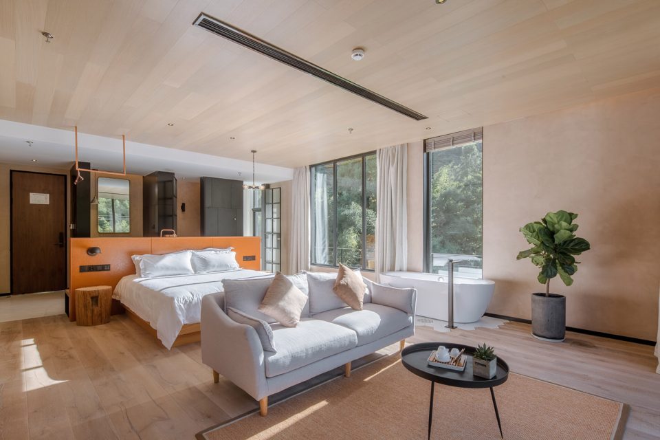 Mogan Mountain DIEYUN Resort Hotel by ZW architecture design studio