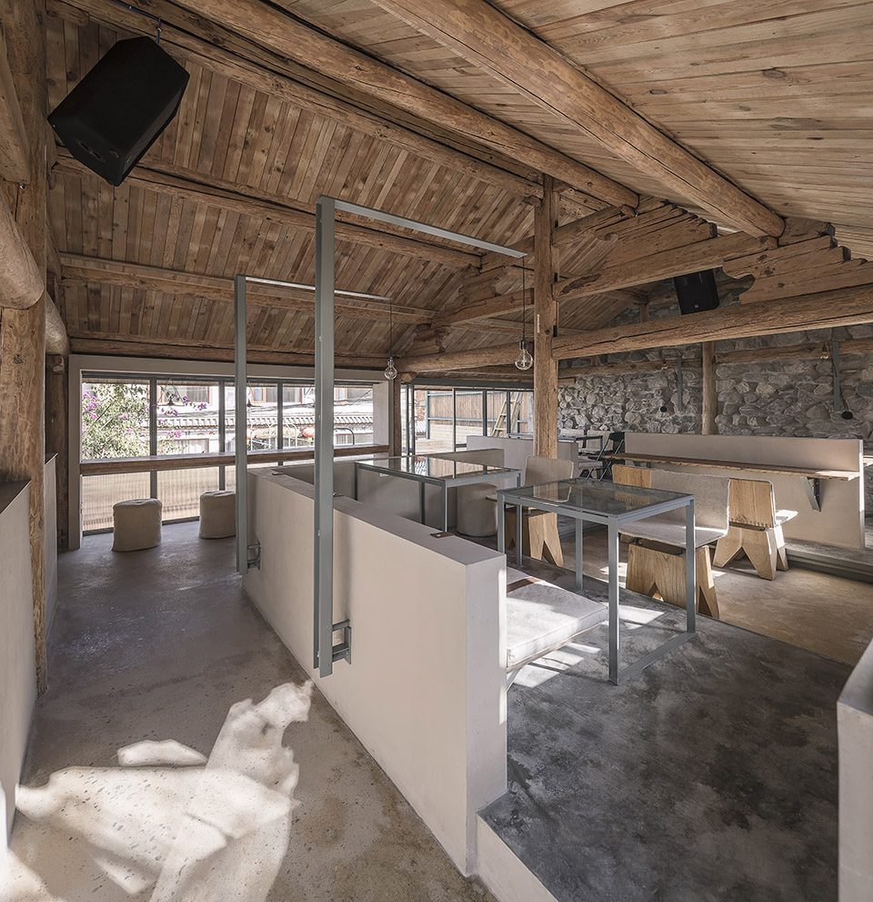Mom restaurant by AML Design studio