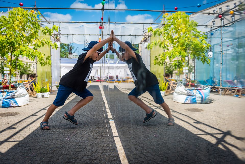 Temporary public space for Malta Festival Poznań 2017 by Atelier Starzak Strebicki