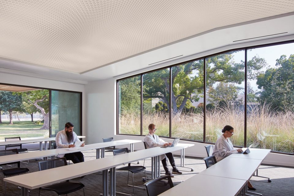 The Pavilion City of Hope by Belzberg Architects 1