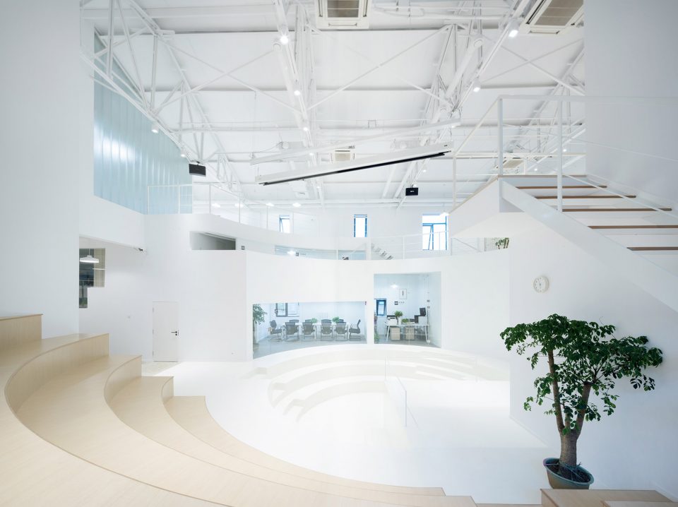 Big Fish Begonia film studio by hyperSity architects