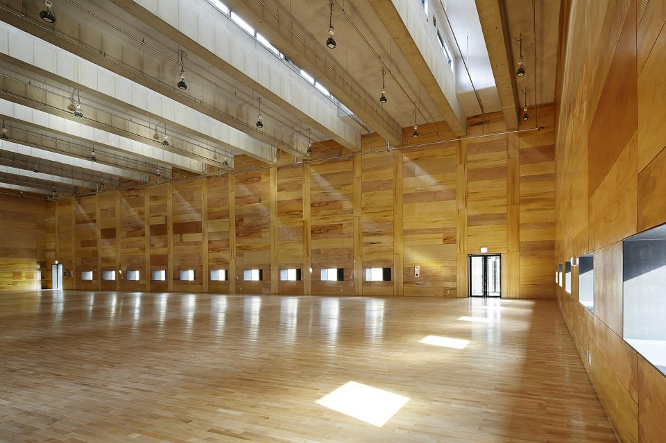 Cheomdan Badminton Court by JHW IROJE architects The Sa ram Architects