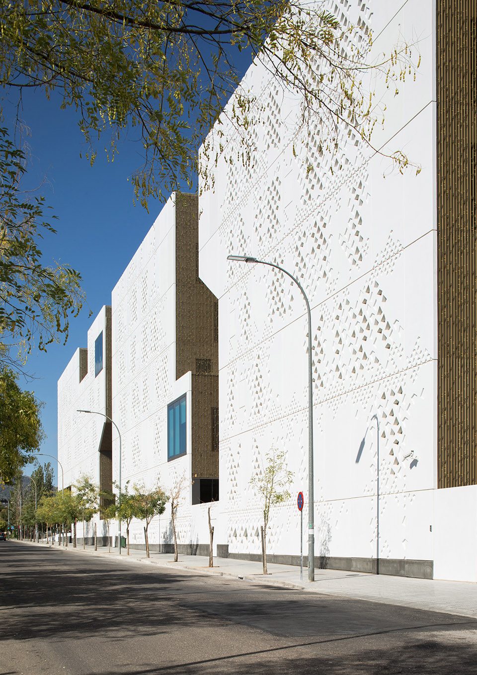 palace of justice in cordoba by mecanoo architecten ayesa