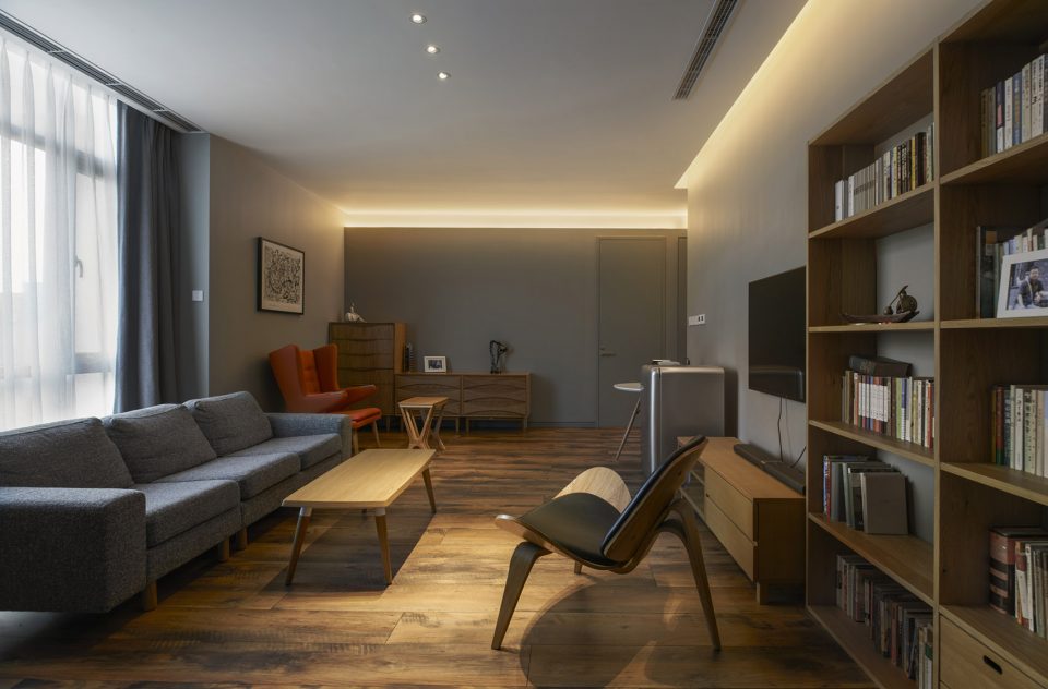 BMLZ Villa Office by TSUTSUMI ASSOCIATES