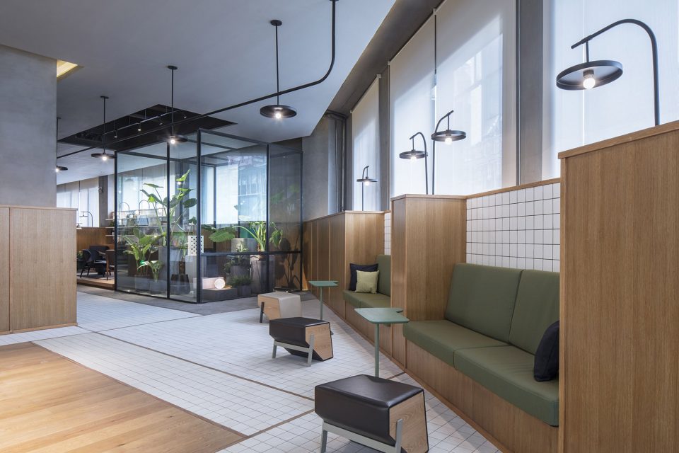Longhuli Reception Center by Atelier TAOC