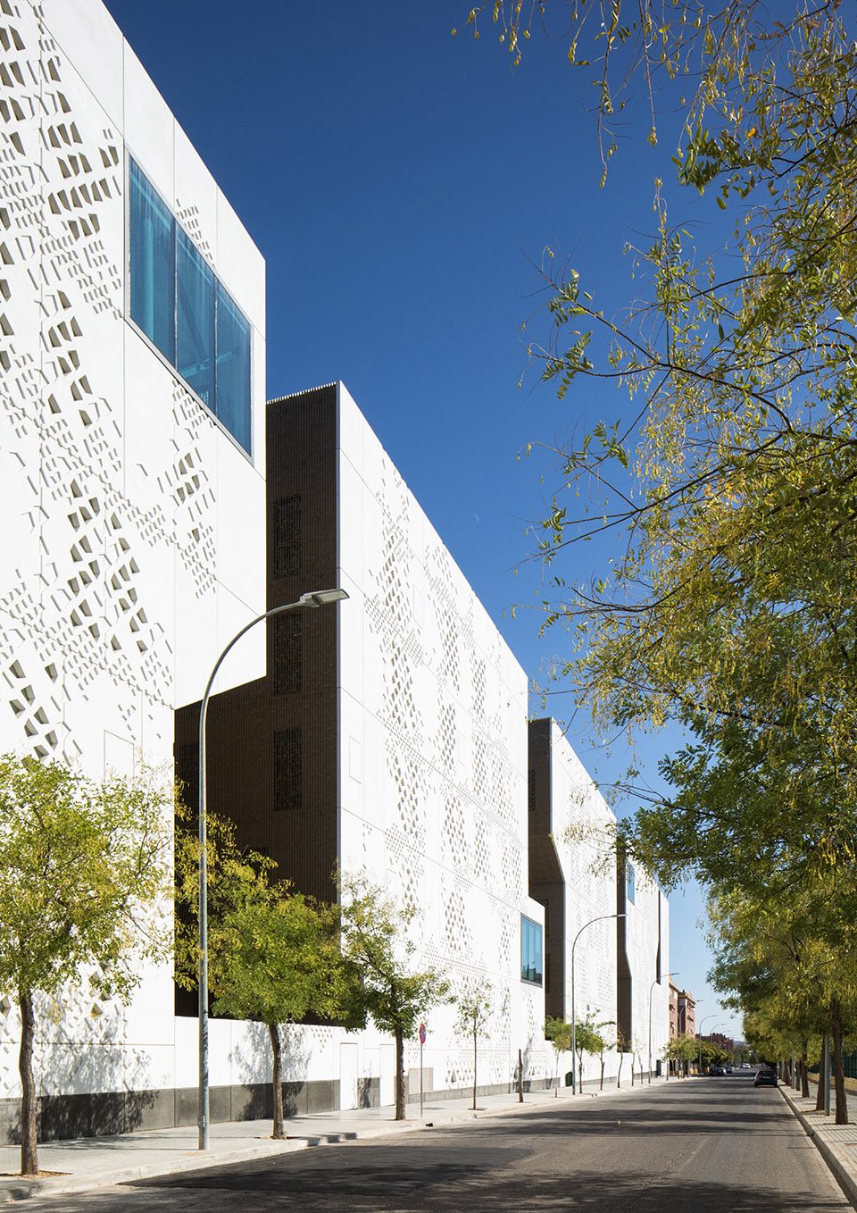 palace of justice in cordoba by mecanoo architecten ayesa