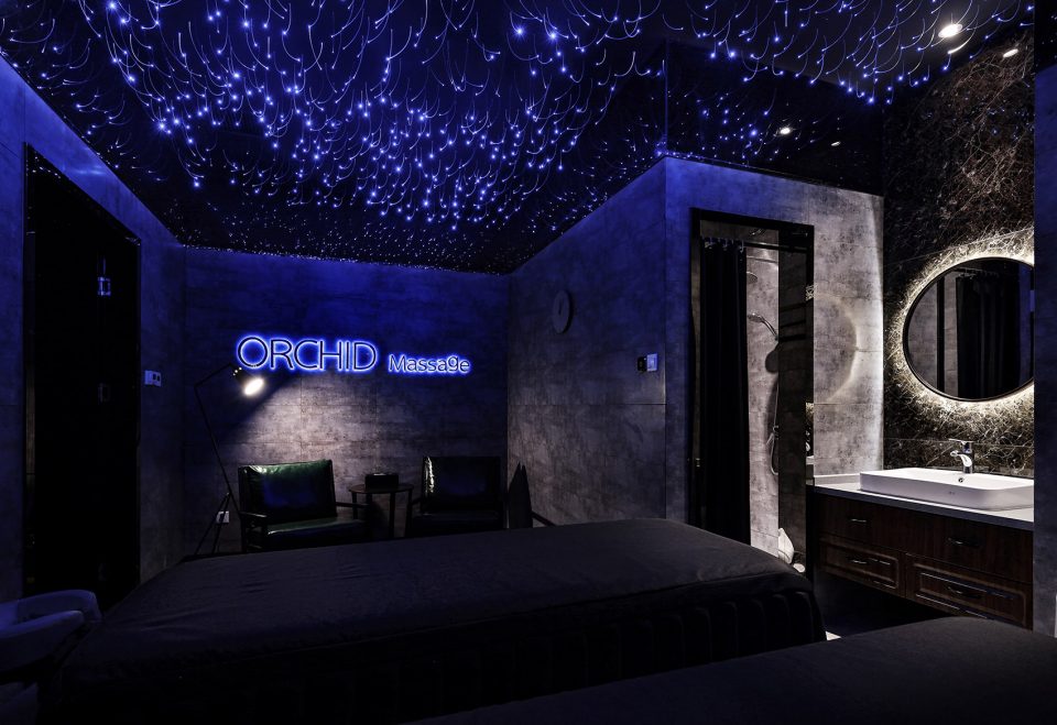 Thai essential oil spa by Nanjing Linear Architecture