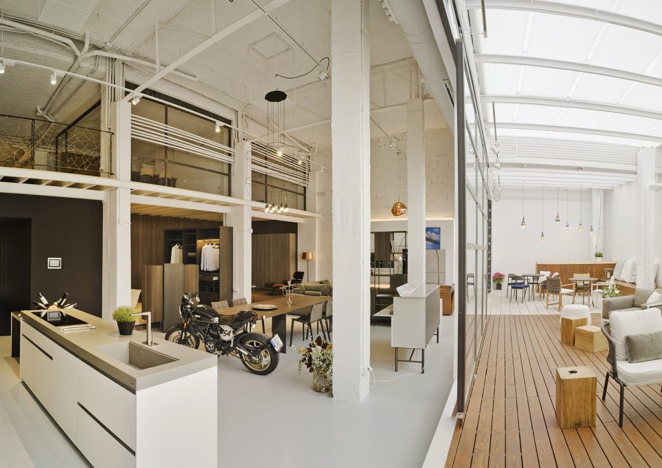 intramuros store by antonio macia