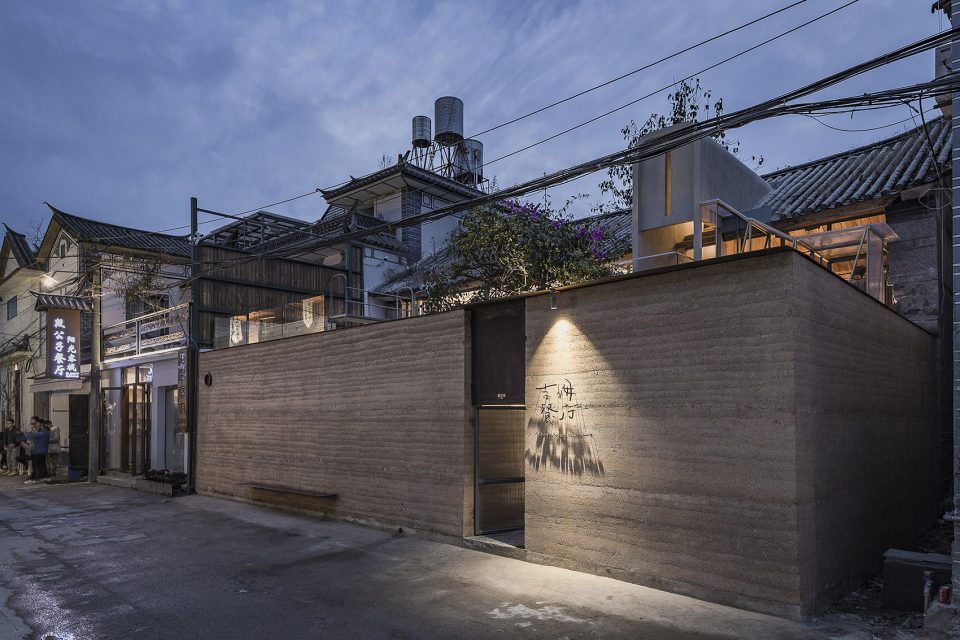 Mom restaurant by AML Design studio