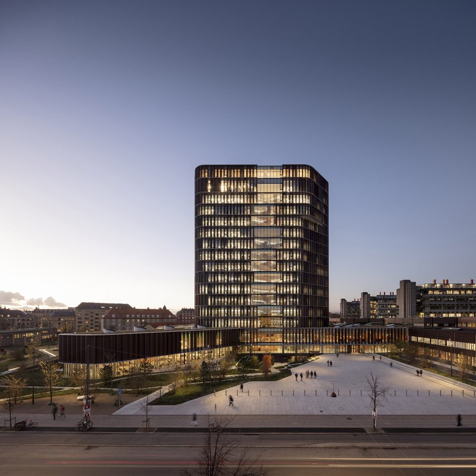 maersk tower extension of the panum complex at the university of copenhagen by c f moller architects
