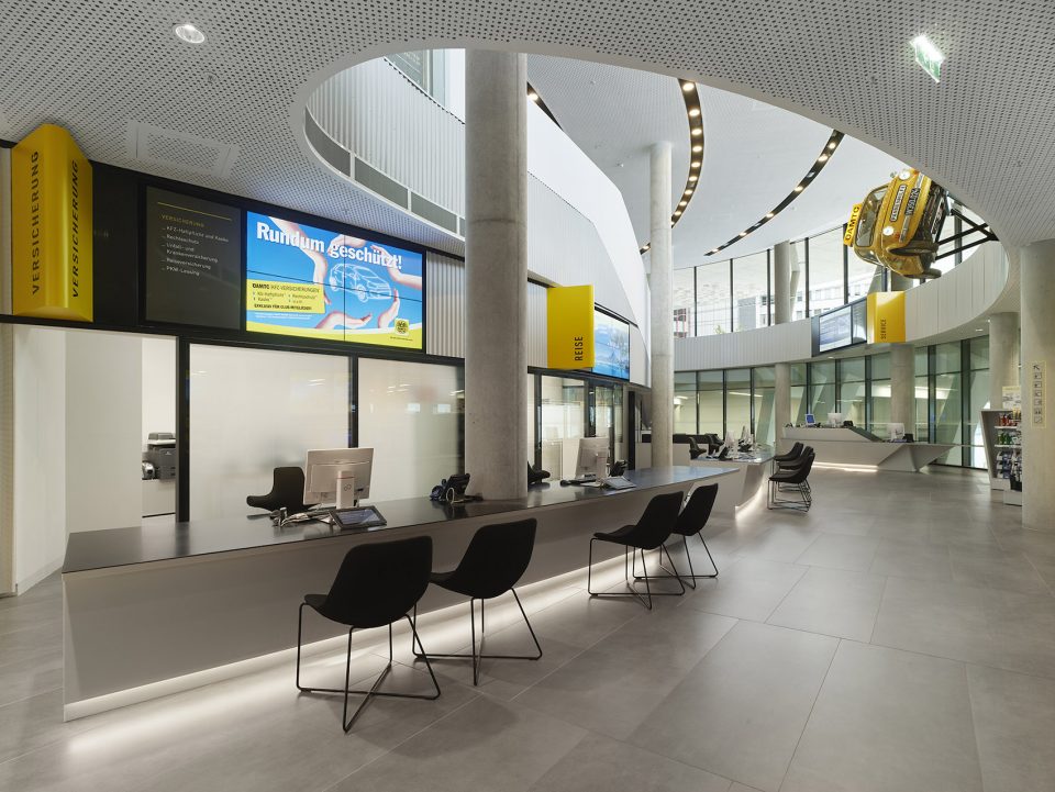 OEAMTC Headquarters by Pichler Traupmann Architekten