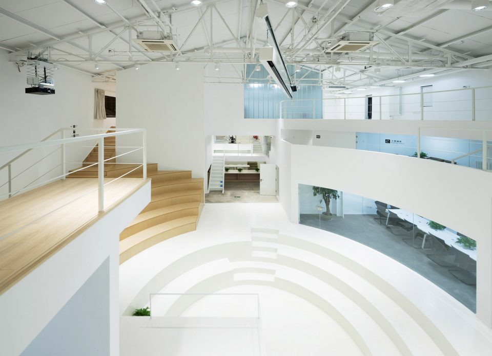 Big Fish Begonia film studio by hyperSity architects