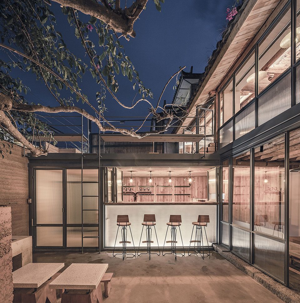 Mom restaurant by AML Design studio