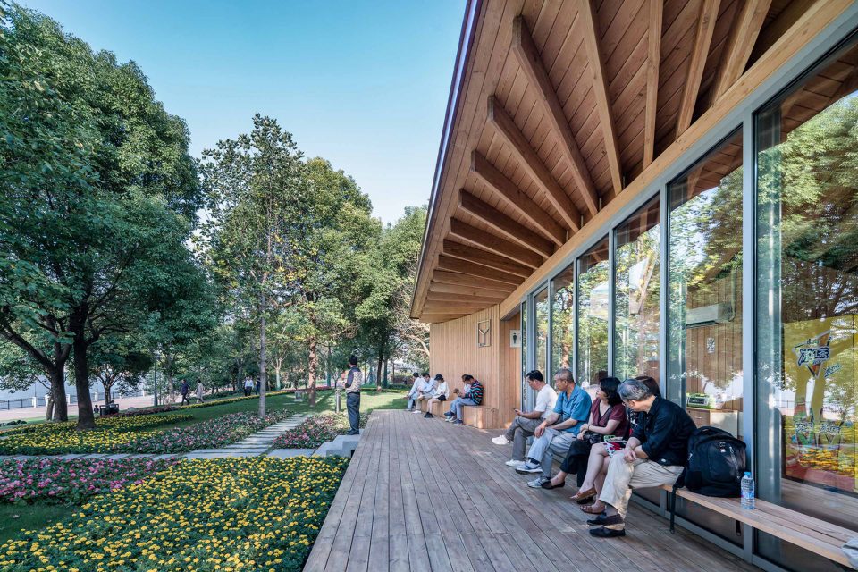 River View Service Station Lujiazui Pudong Shanghai by ZHOU Wei ZHANG Bin