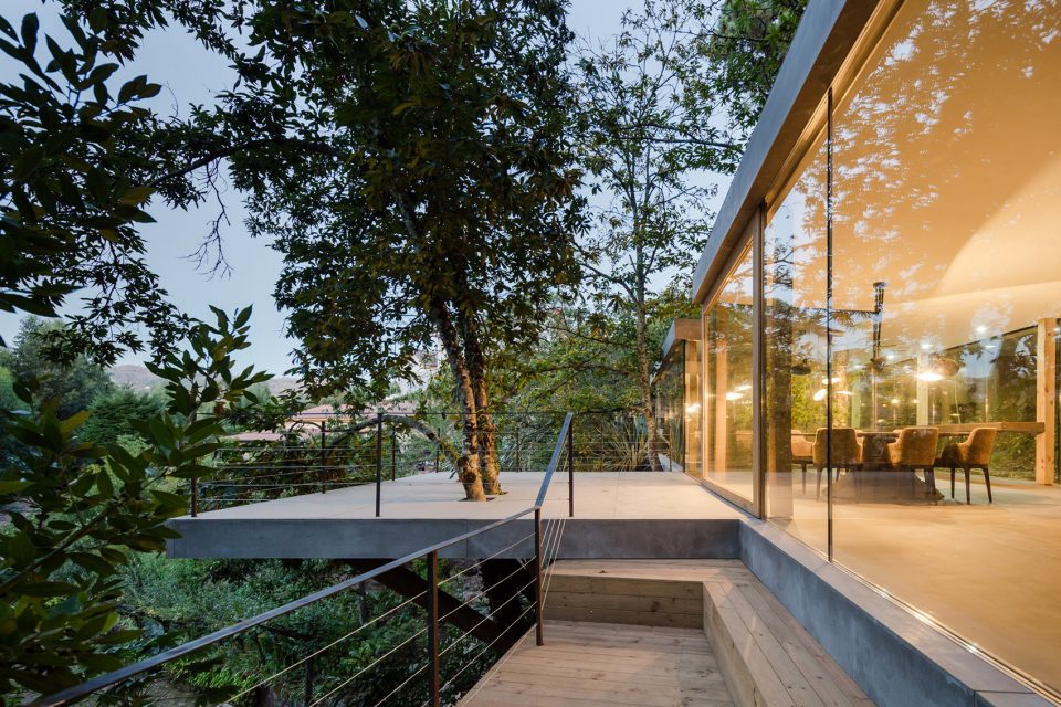 Cloaked House by 3r Ernesto Pereira