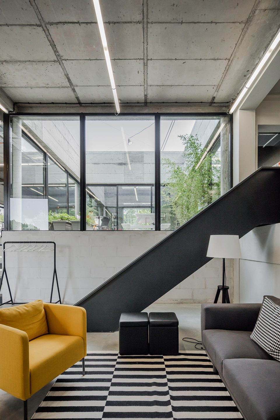 Outsystems Office by Inloki