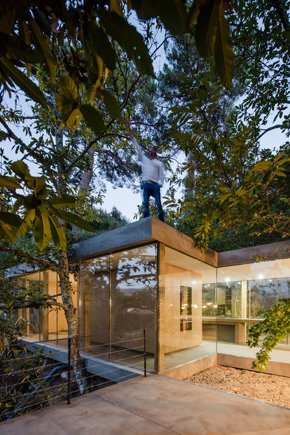 Cloaked House by 3r Ernesto Pereira