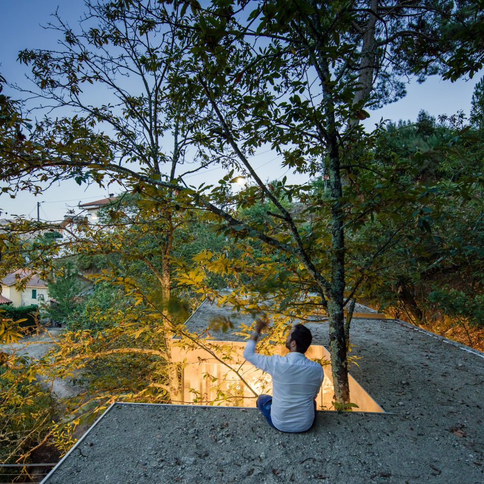 Cloaked House by 3r Ernesto Pereira