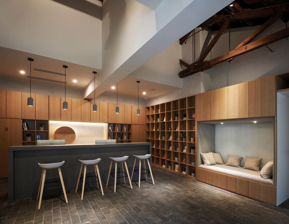 Xiezuo Hutong Capsule Hotel in Beijing by B.L.U.E. Architecture Studio