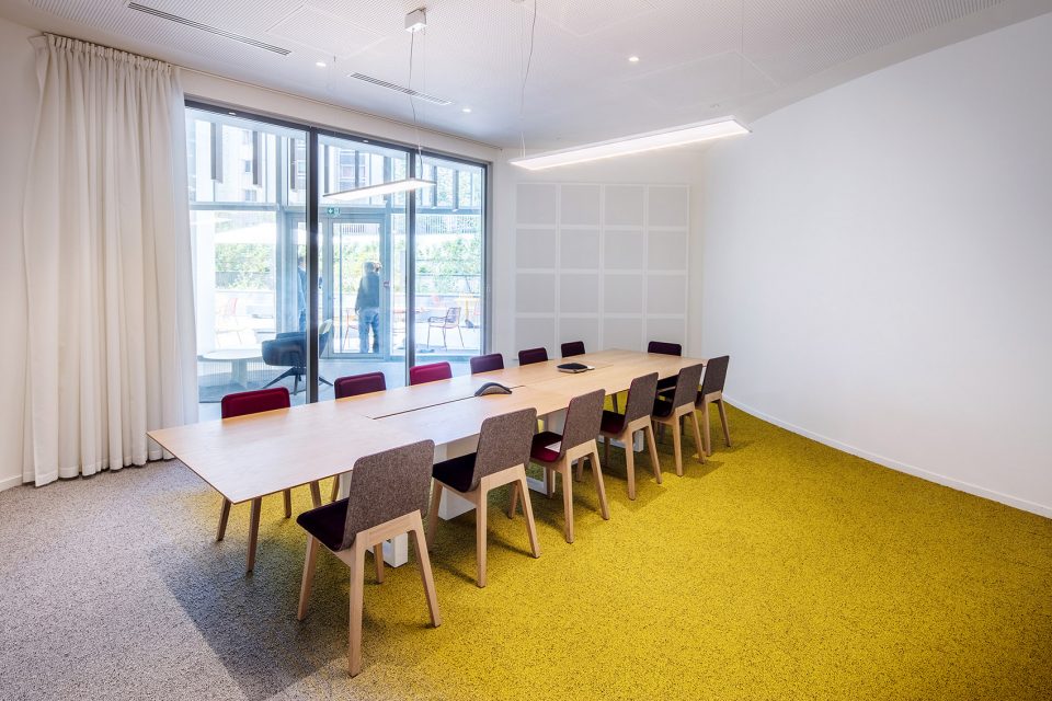 of sogeprom headquarters by ateliers 234