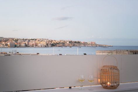 DIPTYCH HOUSE by Moncada Rangel Studio