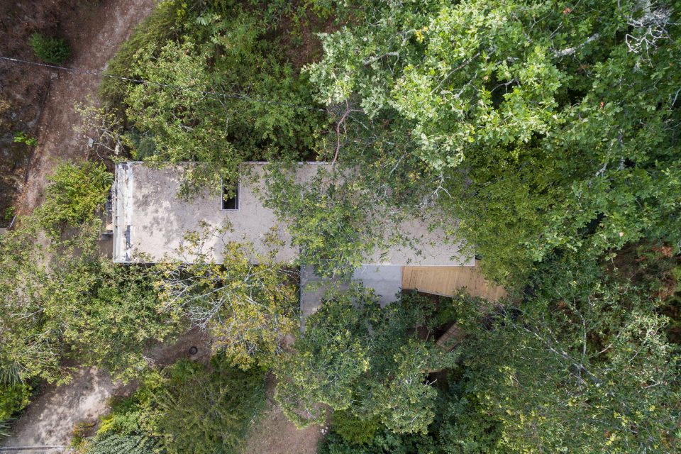Cloaked House by 3r Ernesto Pereira
