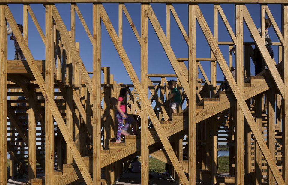 Pavilion “Nest of Culture” in Buenos Aires by Josep Ferrando