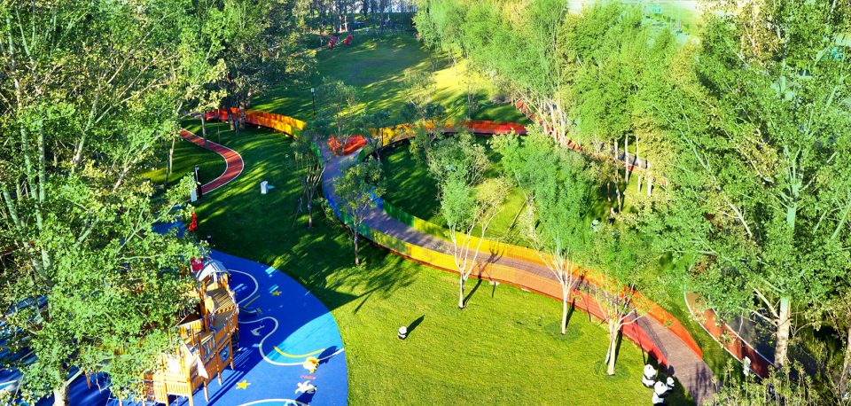 Beijing Daxing Longxi CIFI No.6 Courtyard Community Park China by DDON