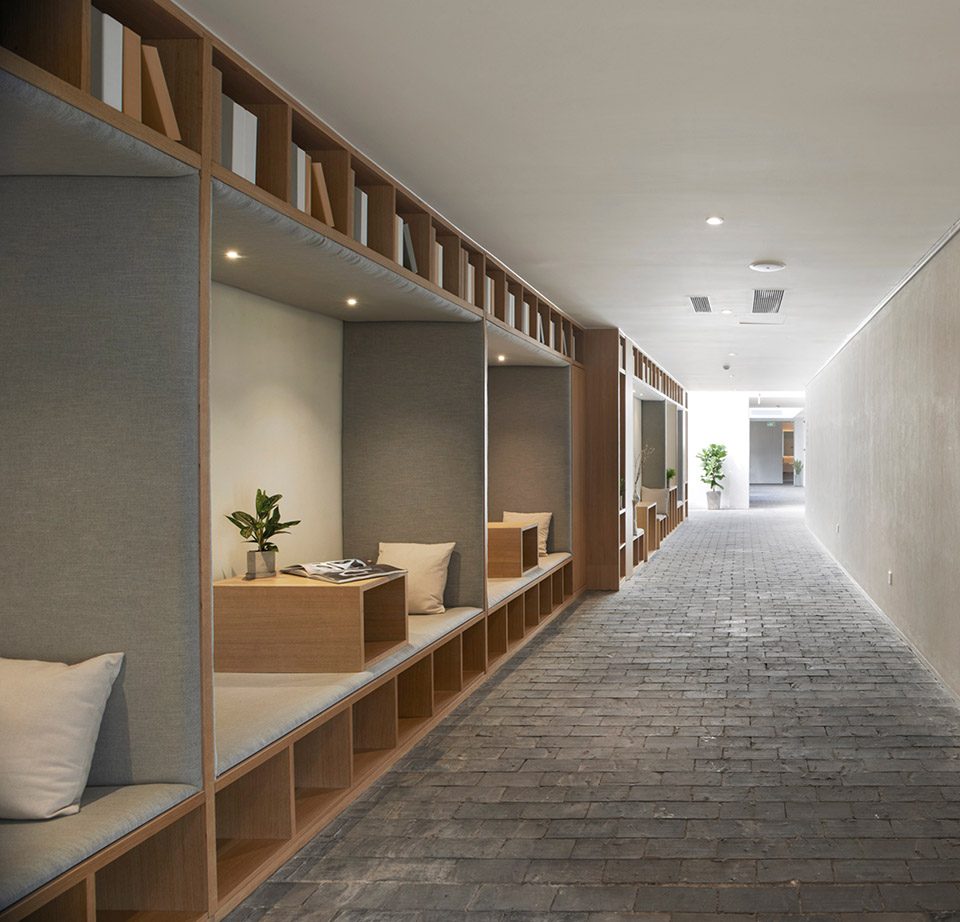 Xiezuo Hutong Capsule Hotel in Beijing by B.L.U.E. Architecture Studio