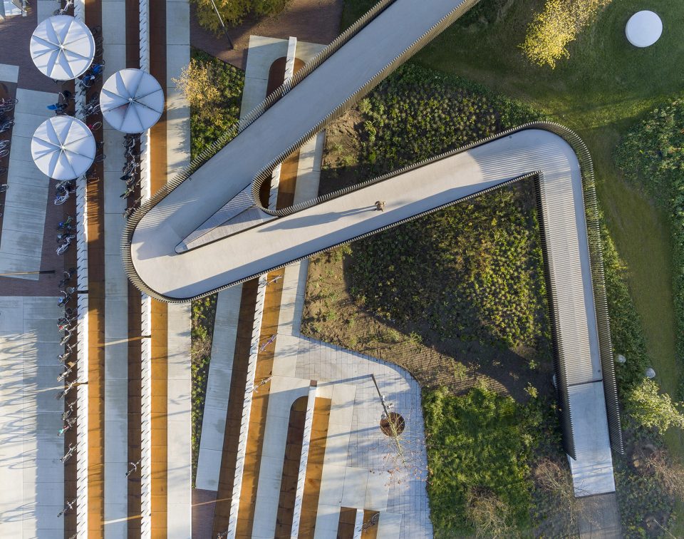 maersk tower extension of the panum complex at the university of copenhagen by c f moller architects