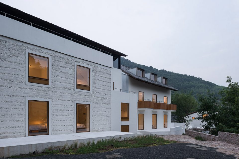 中心体量 the Lost Villa Boutique Hotel Naturalbuild