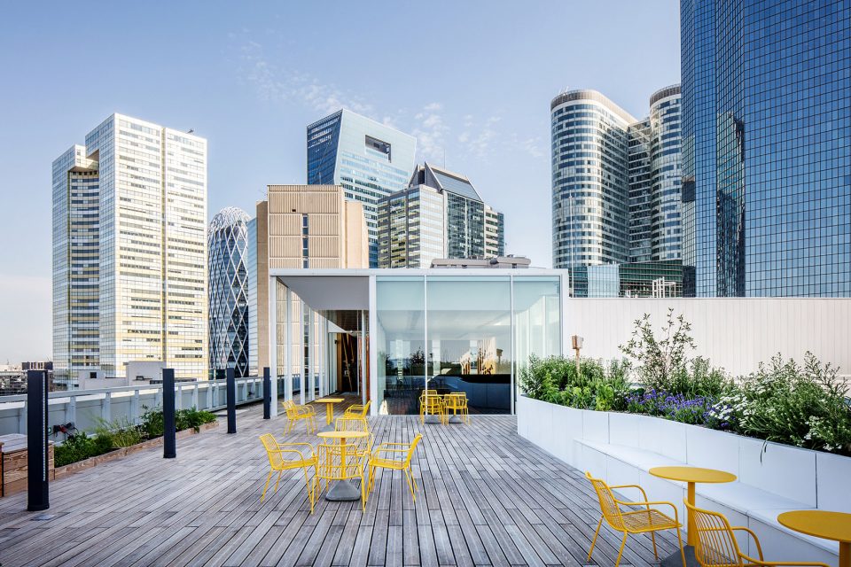 of sogeprom headquarters by ateliers 234