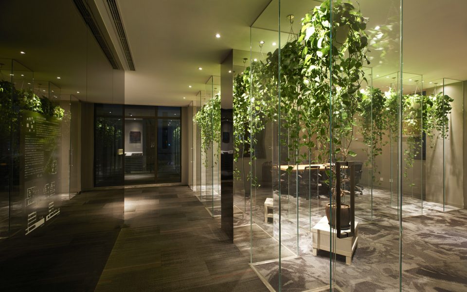 BMLZ Villa Office by TSUTSUMI ASSOCIATES