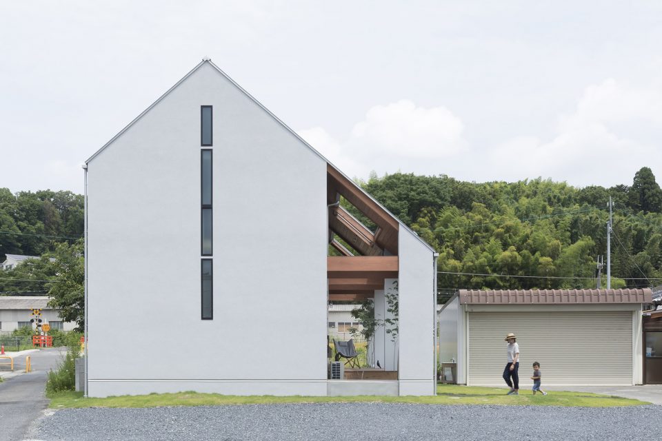 Konan house by ALTS DESIGN OFFICE