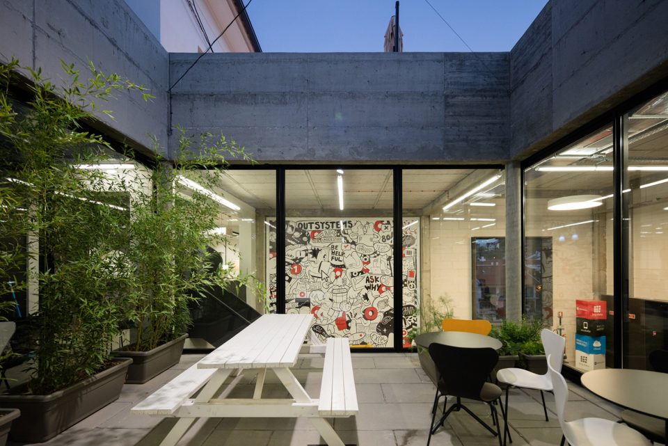 Outsystems Office by Inloki
