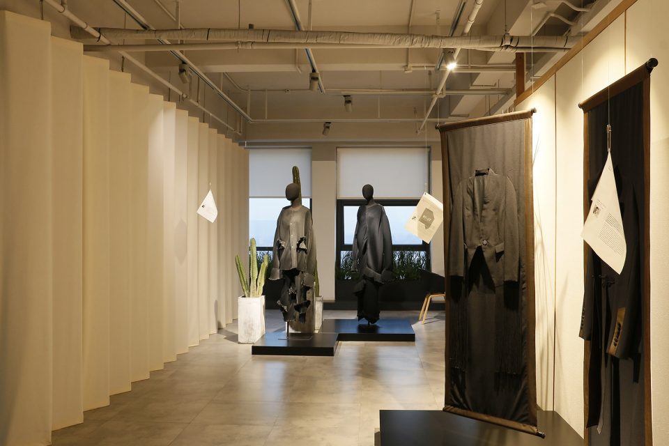 exhibition7 textile library slowstudio architects