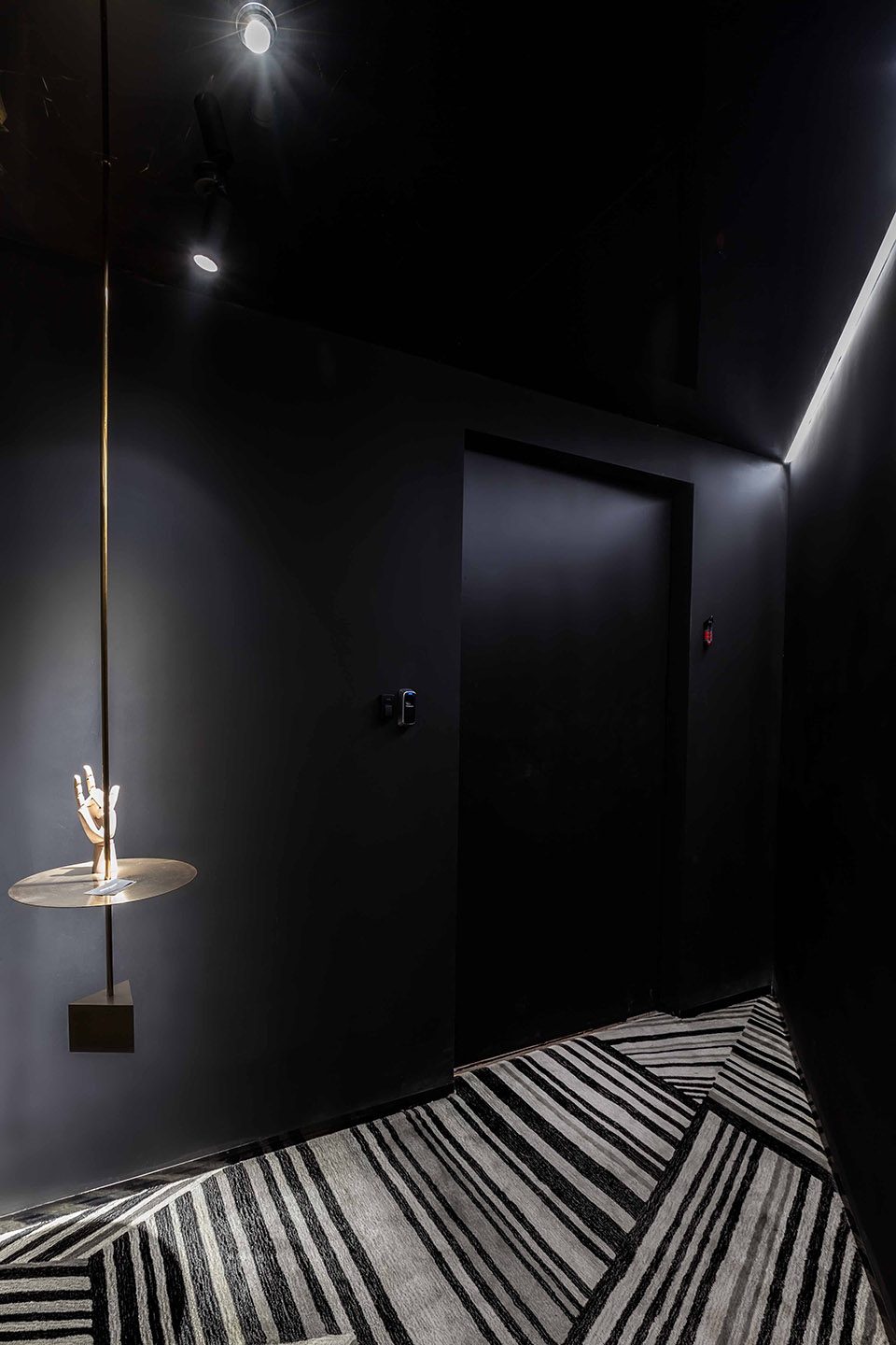 entrance2 nong studio