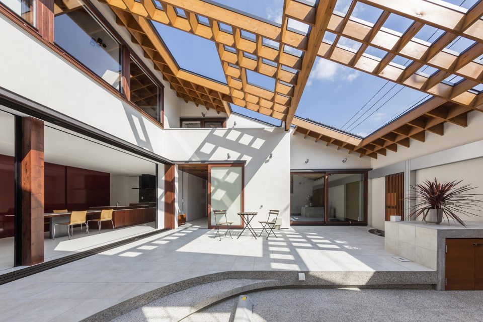 Shade Court House Shinsuke Fujii Architects