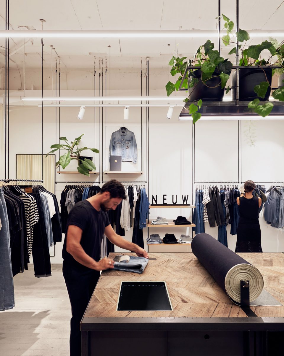 operating table1 Neuw Denim Flagship Breathe Architecture