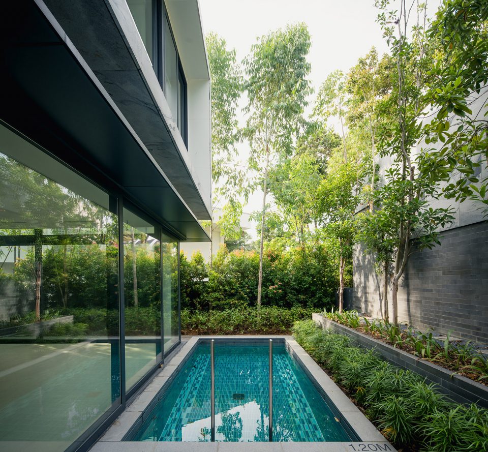 pool Asimont locus associates