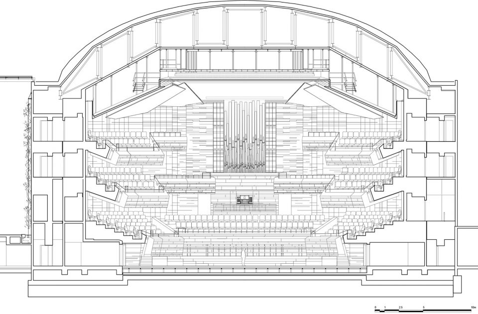 Cross section on the Grand Auditorium©Architecture Studio