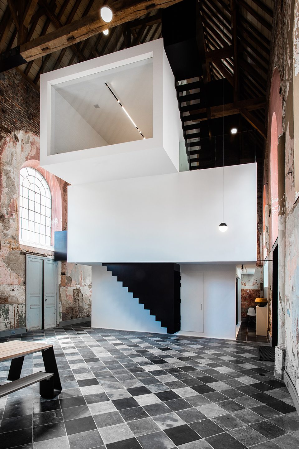 The Waterdog by Klaarchitectuur