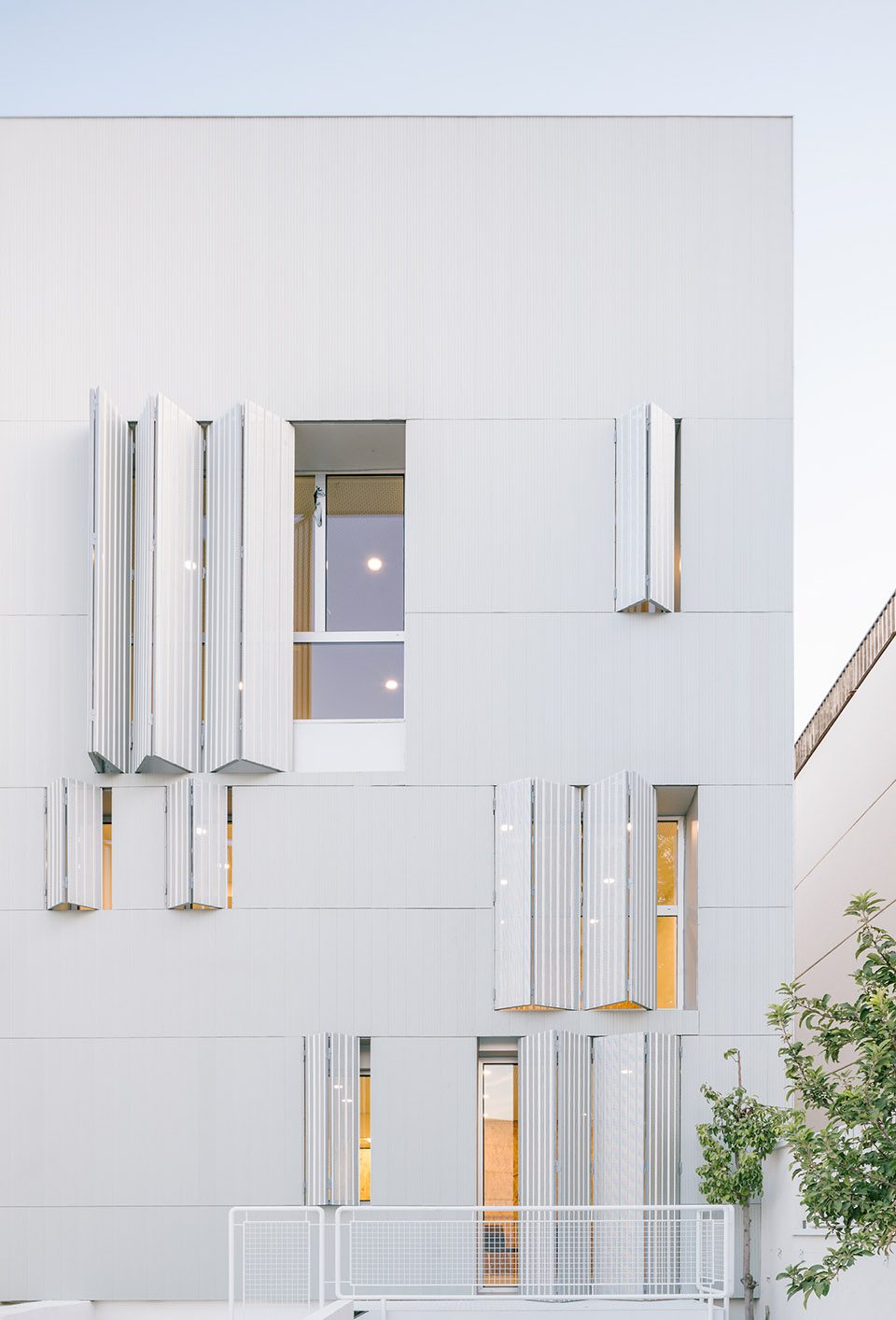 Box in the Box by Arenas Basabe Palacios arquitectos