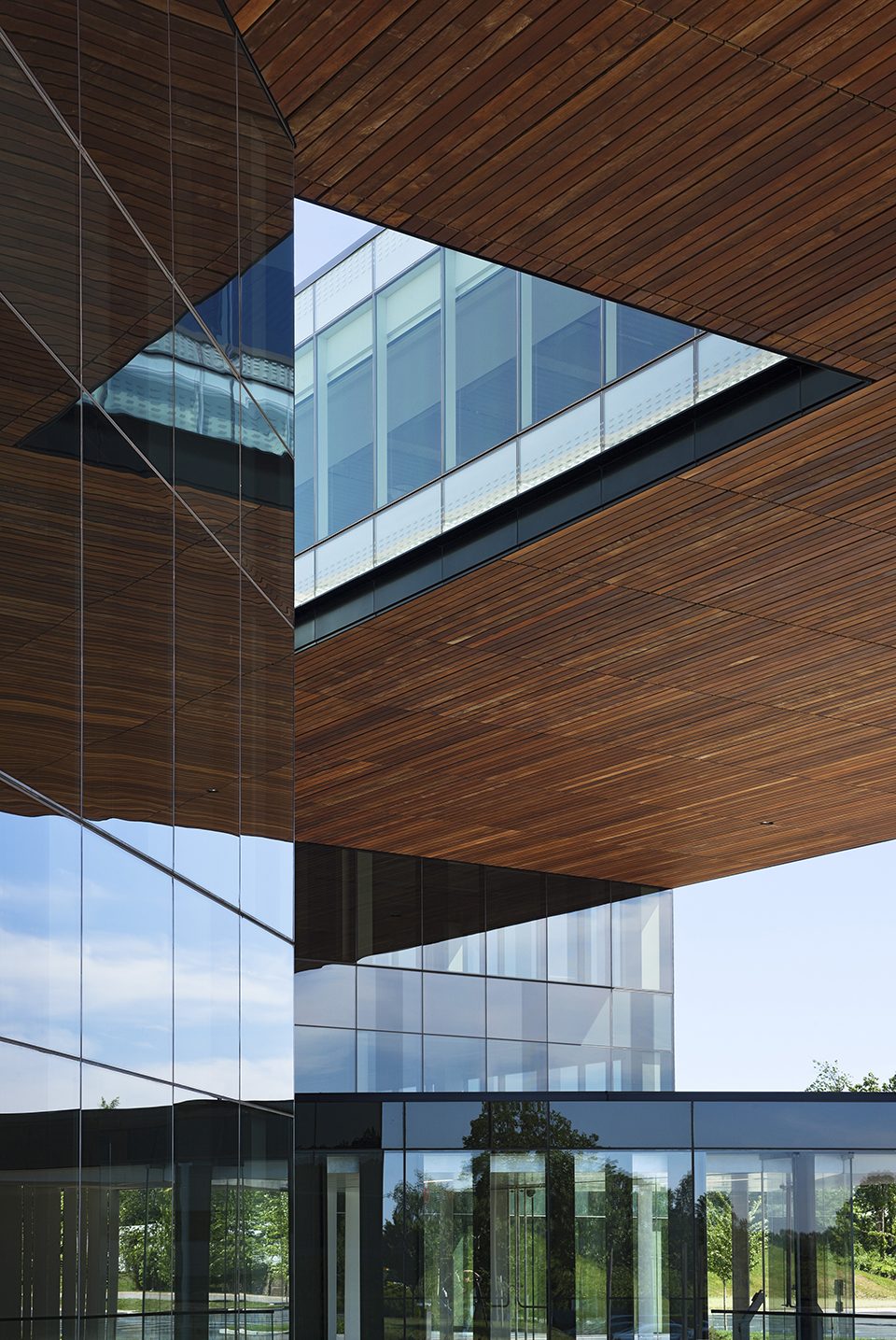 Centra Metropark by KPF