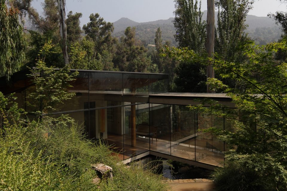 House in Lo Curro by Schmidt Arquitectos Asociados