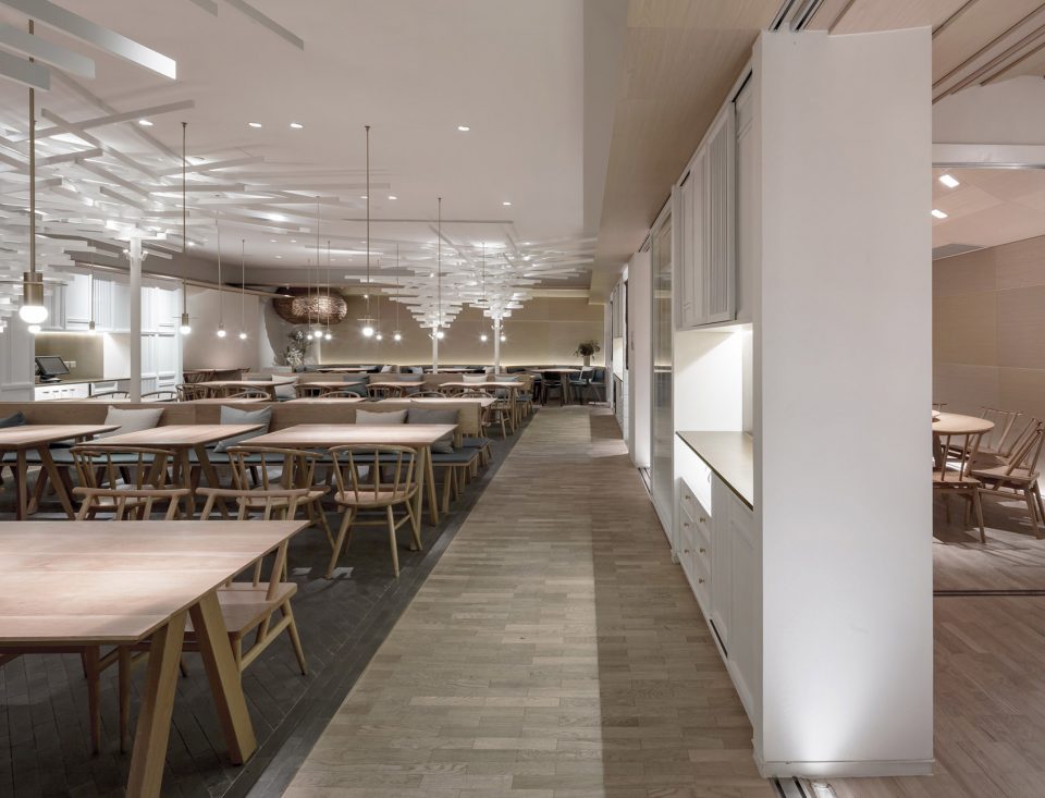 The Goose Hut Bistro APM Beijing by Golucci International Design